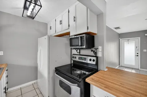 4117 NW 5th Avenue Oakland Park FL 33309