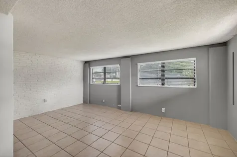 4117 NW 5th Avenue Oakland Park FL 33309