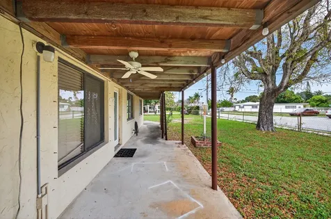 4117 NW 5th Avenue Oakland Park FL 33309
