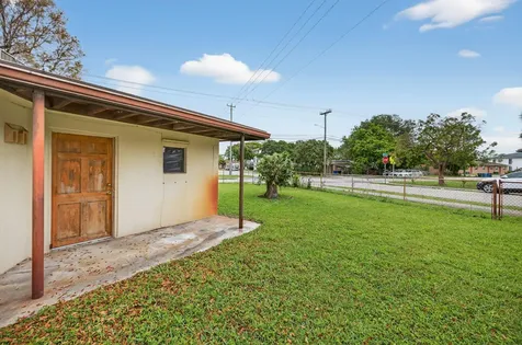 4117 NW 5th Avenue Oakland Park FL 33309