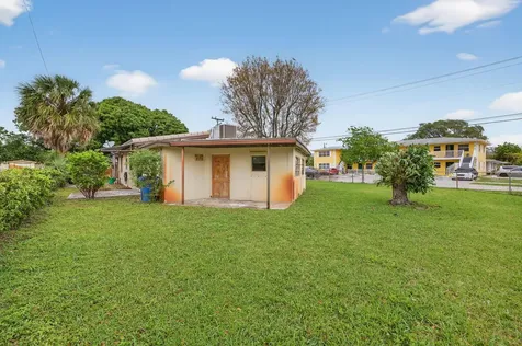 4117 NW 5th Avenue Oakland Park FL 33309