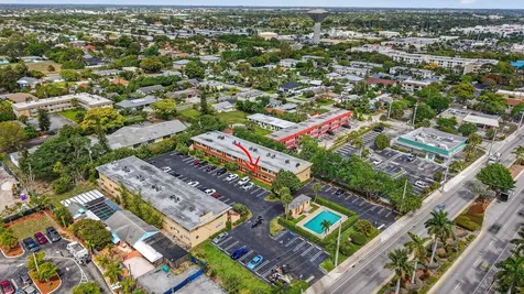 2303 S Federal Highway Boynton Beach FL 33435