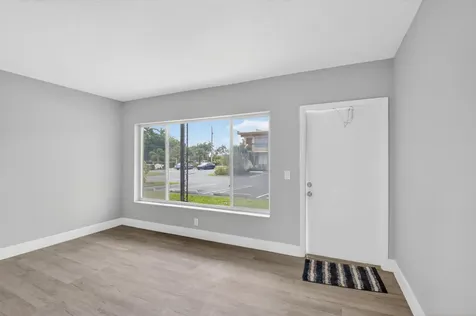 2303 S Federal Highway Boynton Beach FL 33435