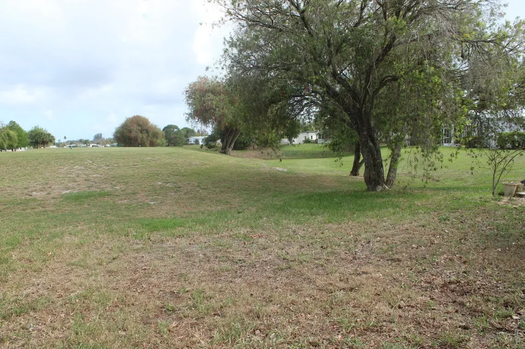 3042 5 Iron Drive Port St Lucie FL 34952