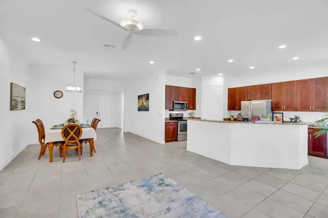 5585 40th Avenue Vero Beach FL 32967