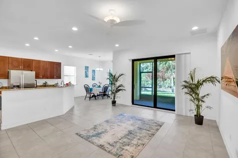 5585 40th Avenue Vero Beach FL 32967