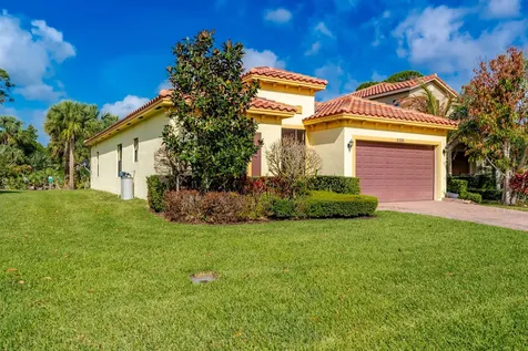 5585 40th Avenue Vero Beach FL 32967