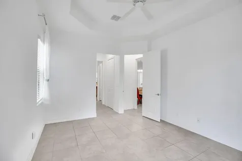 5585 40th Avenue Vero Beach FL 32967