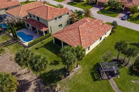 5585 40th Avenue Vero Beach FL 32967