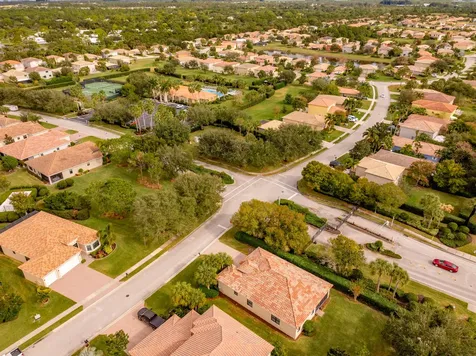 5585 40th Avenue Vero Beach FL 32967