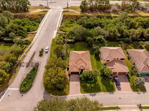 5585 40th Avenue Vero Beach FL 32967