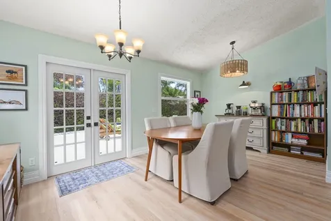 1904 NE Avenida Dracaena Jensen Beach FL 34957