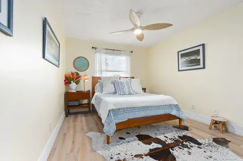 1904 NE Avenida Dracaena Jensen Beach FL 34957