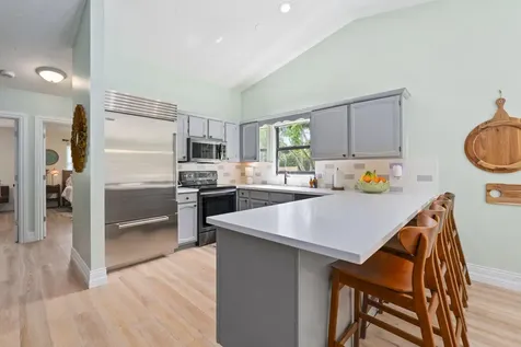 1904 NE Avenida Dracaena Jensen Beach FL 34957