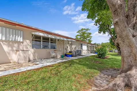 5025 NW 3rd Delray Beach FL 33445