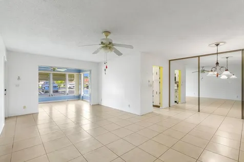 5025 NW 3rd Delray Beach FL 33445