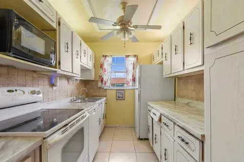 5025 NW 3rd Delray Beach FL 33445