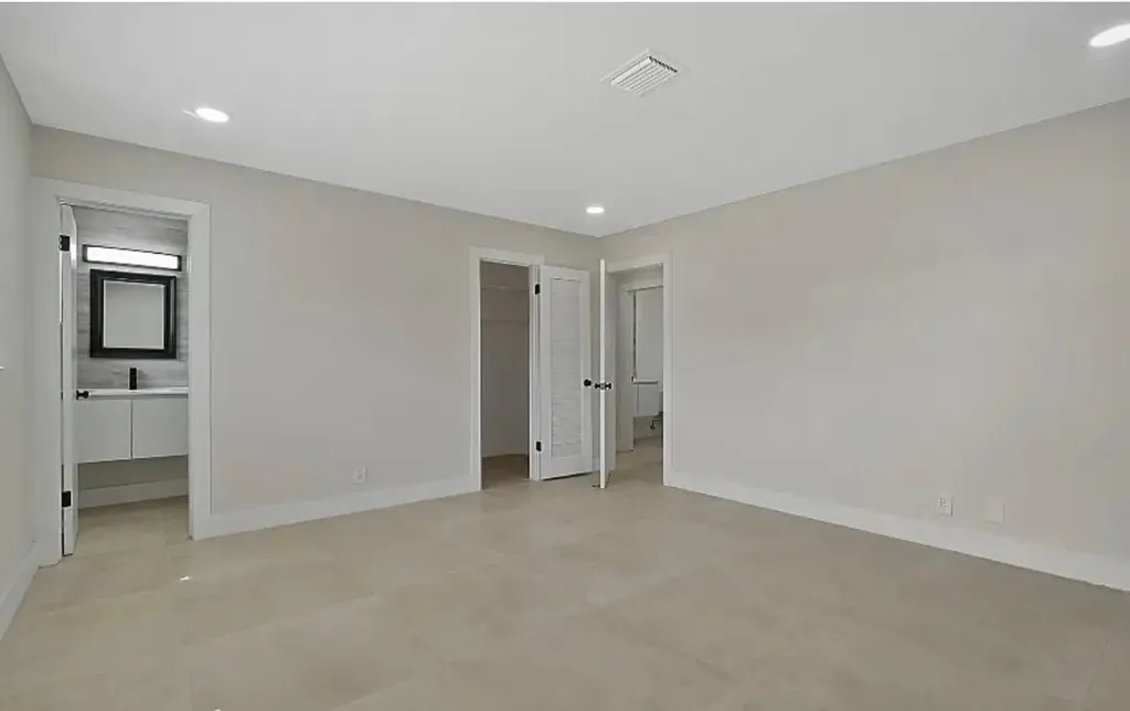 219 SE 13th Street Deerfield Beach FL 33441