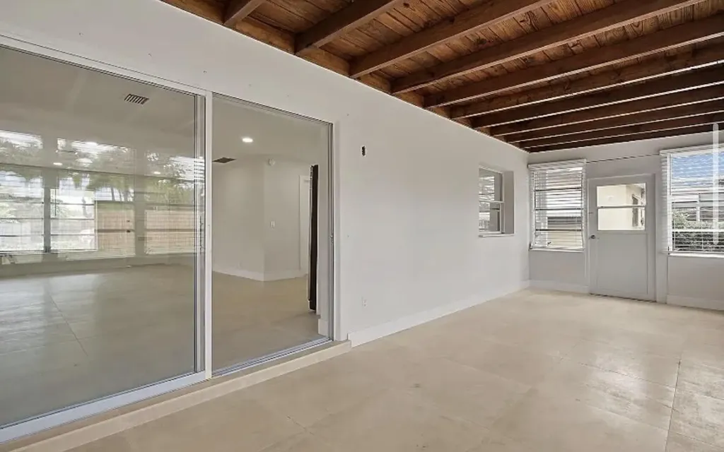 219 SE 13th Street Deerfield Beach FL 33441