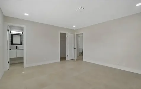 219 SE 13th Street Deerfield Beach FL 33441