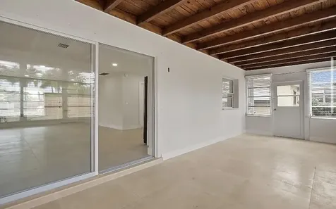 219 SE 13th Street Deerfield Beach FL 33441