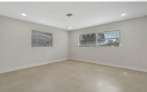 219 SE 13th Street Deerfield Beach FL 33441