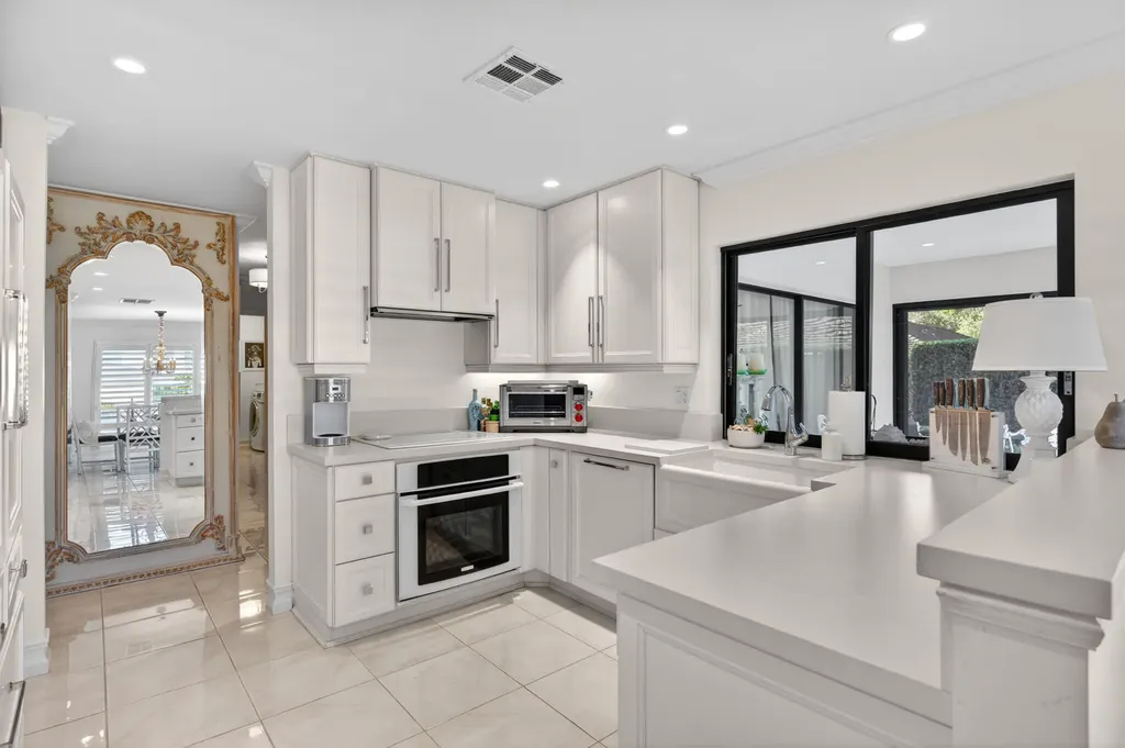 11340 Briarwood Place North Palm Beach FL 33408