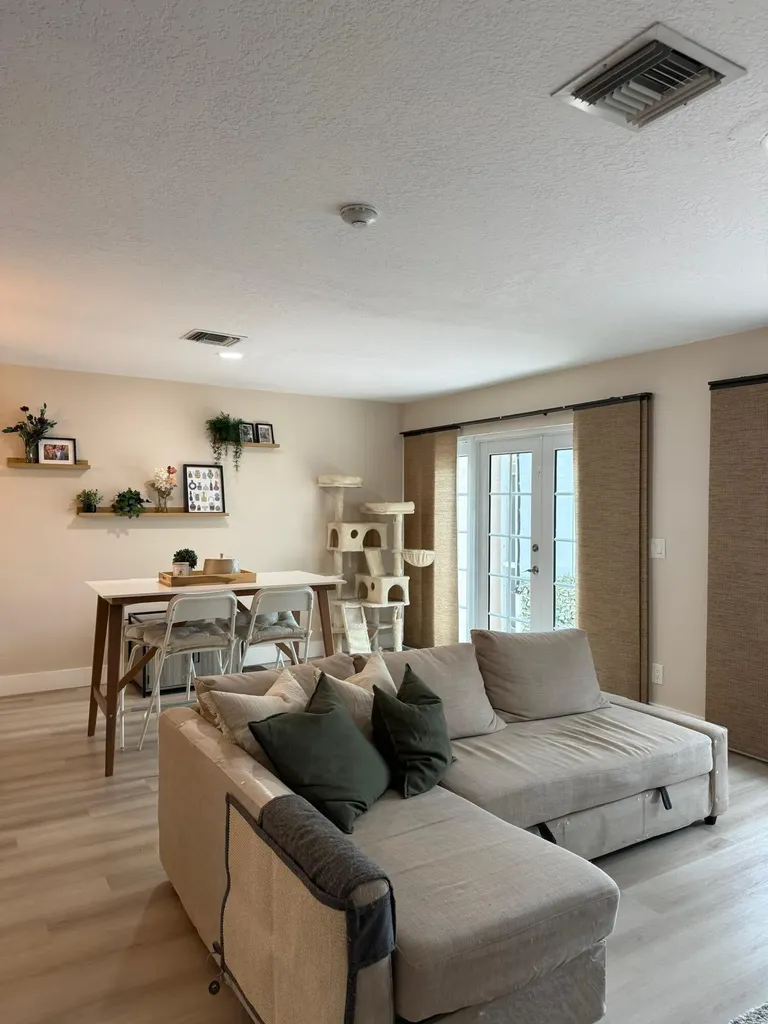 1120 W Lakes Drive Deerfield Beach FL 33442