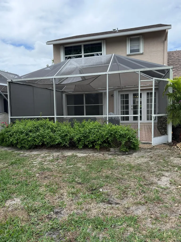 1120 W Lakes Drive Deerfield Beach FL 33442