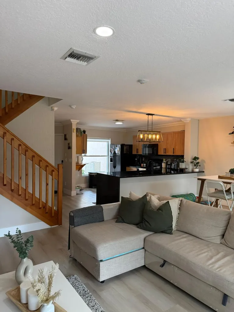 1120 W Lakes Drive Deerfield Beach FL 33442