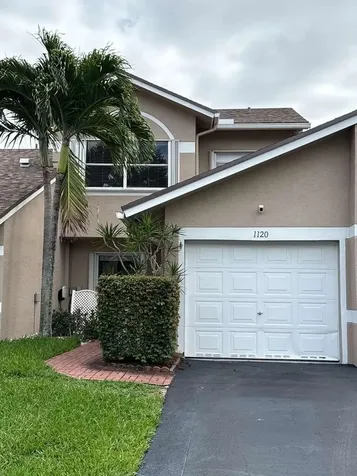 1120 W Lakes Drive Deerfield Beach FL 33442