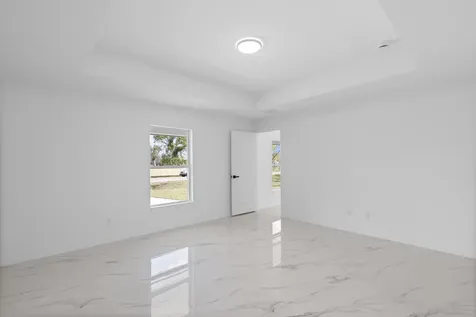 21483 NW 262nd Street Okeechobee FL 34972