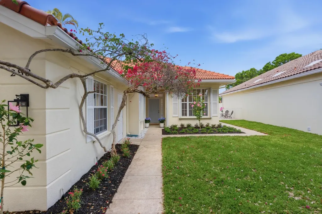 283 Kelsey Park Circle Palm Beach Gardens FL 33410