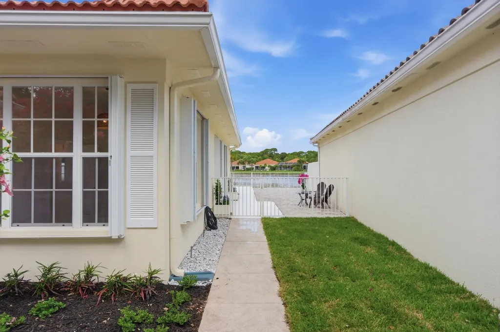 283 Kelsey Park Circle Palm Beach Gardens FL 33410