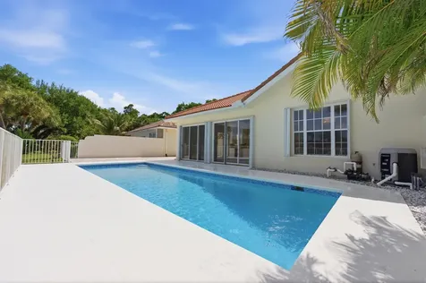 283 Kelsey Park Circle Palm Beach Gardens FL 33410