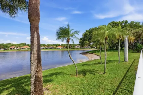 283 Kelsey Park Circle Palm Beach Gardens FL 33410