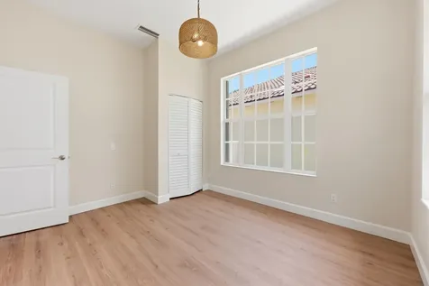 283 Kelsey Park Circle Palm Beach Gardens FL 33410