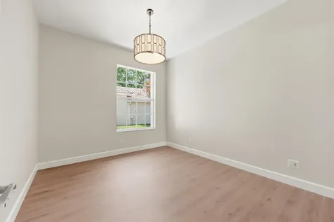 283 Kelsey Park Circle Palm Beach Gardens FL 33410