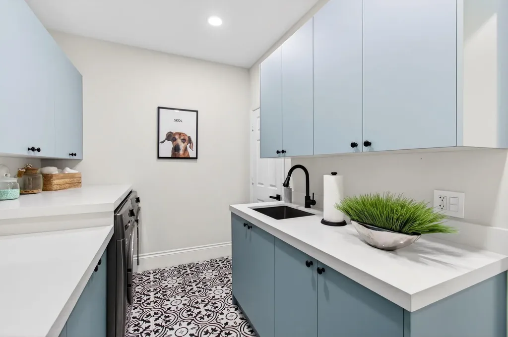 1942 NE 6th Street Deerfield Beach FL 33441