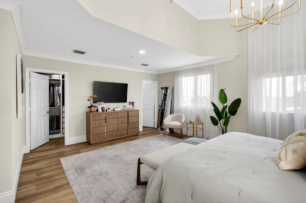1942 NE 6th Street Deerfield Beach FL 33441