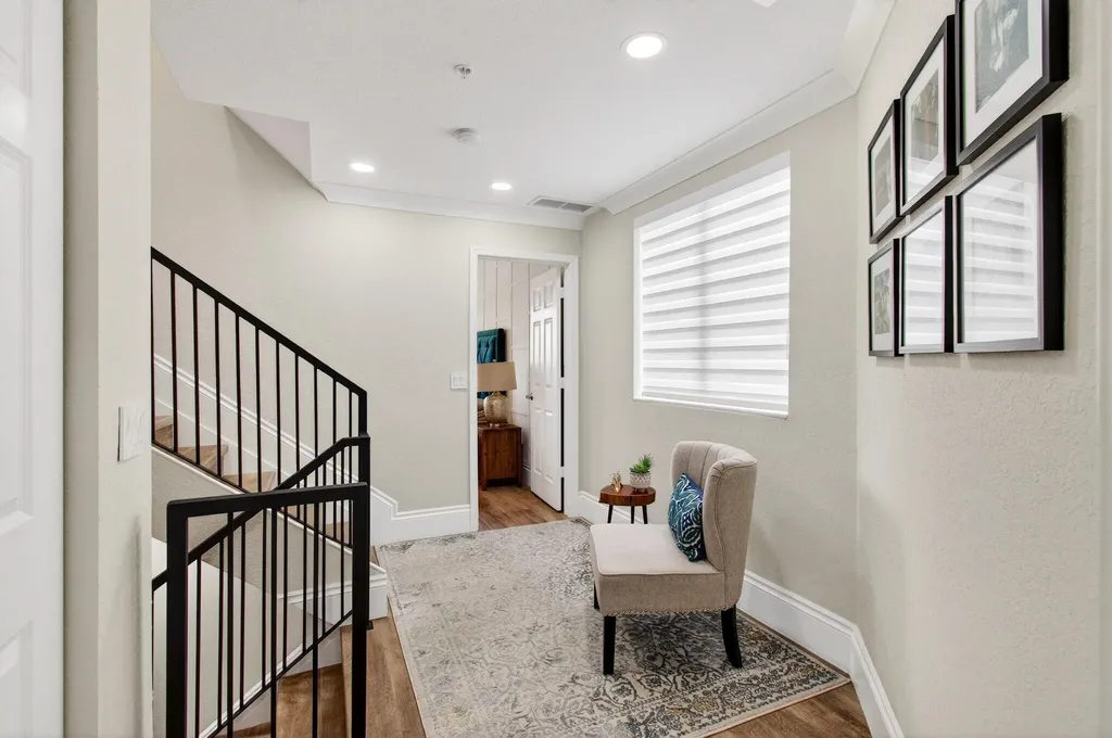 1942 NE 6th Street Deerfield Beach FL 33441