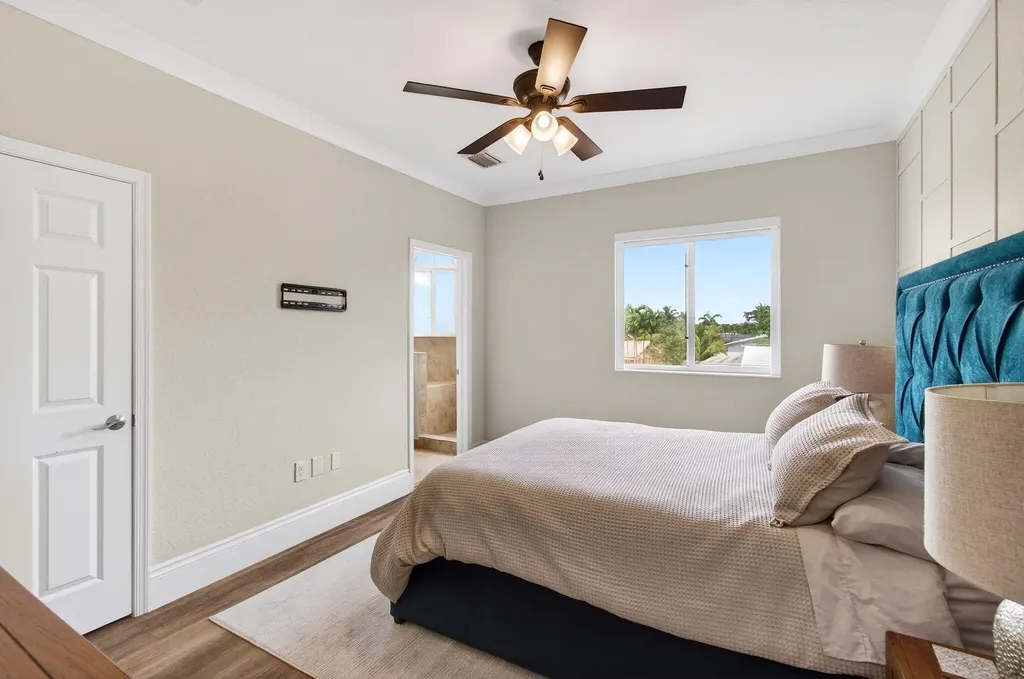1942 NE 6th Street Deerfield Beach FL 33441