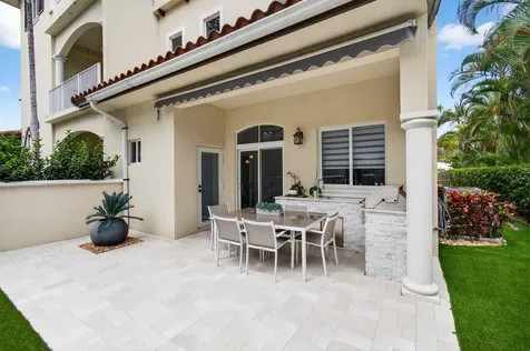 1942 NE 6th Street Deerfield Beach FL 33441