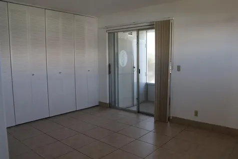 39 Valencia Delray Beach FL 33446