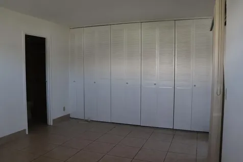 39 Valencia Delray Beach FL 33446