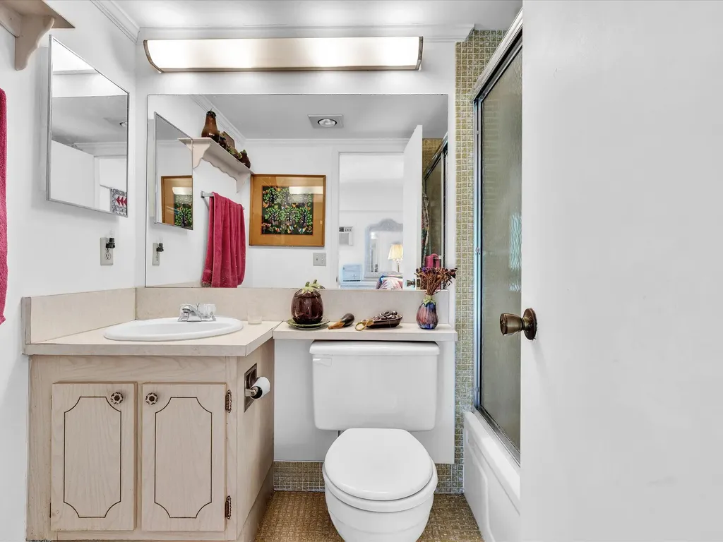 289 Fanshaw Boca Raton FL 33434