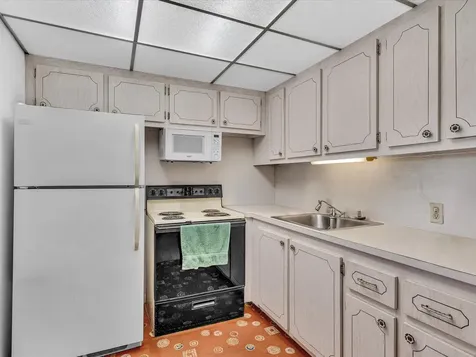 289 Fanshaw Boca Raton FL 33434