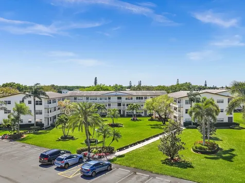 289 Fanshaw Boca Raton FL 33434