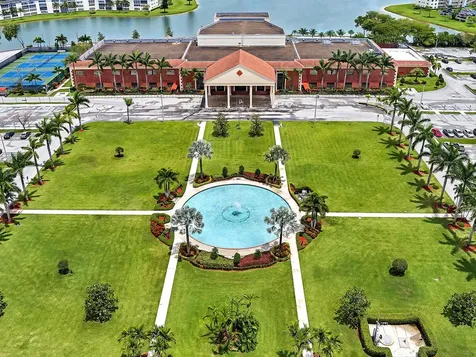289 Fanshaw Boca Raton FL 33434