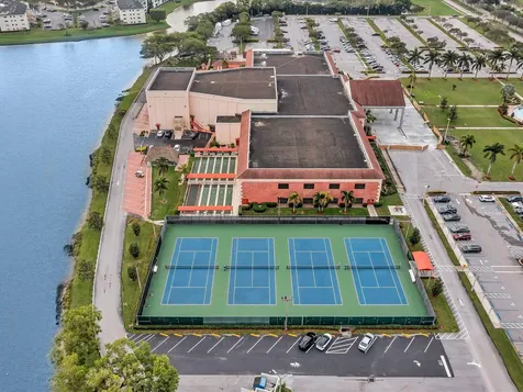 289 Fanshaw Boca Raton FL 33434